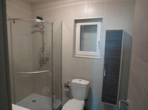 Отель Holiday Home Skulici 6  Разанац